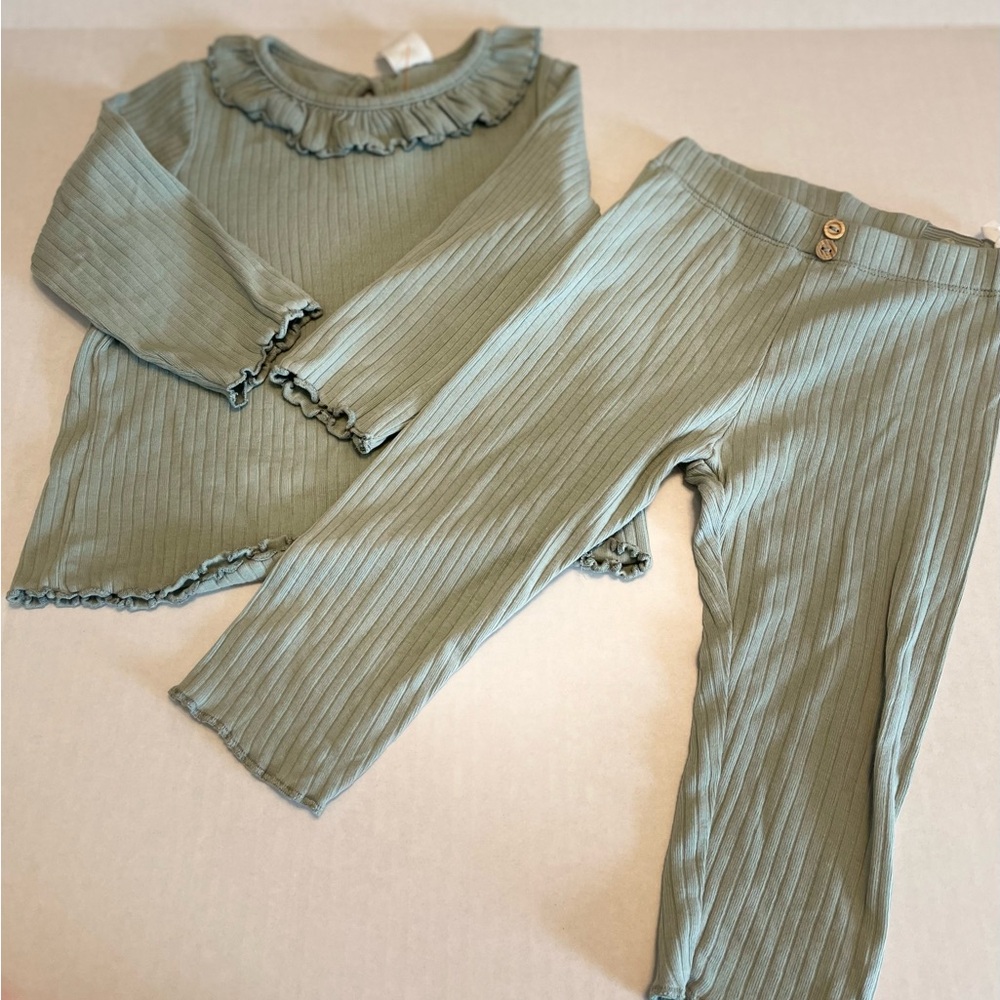 H&M Soft Green Ruffled Toddler Outfit